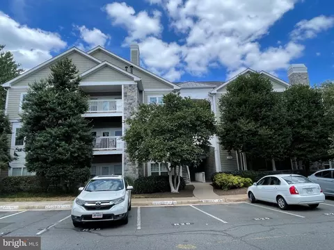 1720 Lake Shore Crest Dr #3, Reston, VA 20190