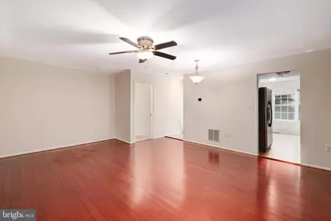 Living - 6464 Ohara Ct, Springfield, VA 22152 photo 3 of 4