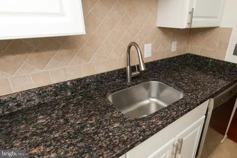 Kitchen - 6464 Ohara Ct, Springfield, VA 22152 photo 5 of 5