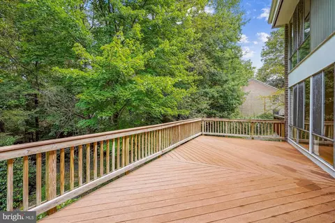 Exterior - 1767 Wainwright Dr, Reston, VA 20190 photo 4 of 5