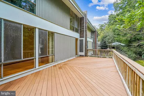 Exterior - 1767 Wainwright Dr, Reston, VA 20190 photo 3 of 5
