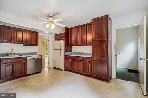 Other - 1767 Wainwright Dr, Reston, VA 20190 photo 2 of 6