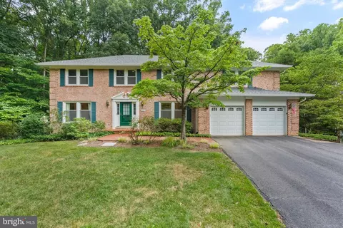 6501 Anna Maria Ct, Mclean, VA 22101