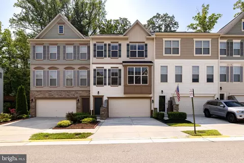 9027 Endicott Pl, Lorton, VA 22079