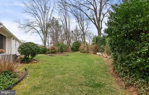 Exterior - 6603 Harwood Pl, Springfield, VA 22152 photo 5 of 5