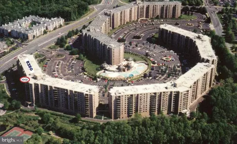 8380 Greensboro #1002, Mclean, VA 22102