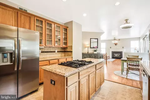 Kitchen - 7721 White Willow Ct, Springfield, VA 22153 photo 4 of 4