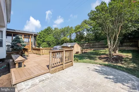 Exterior - 7721 White Willow Ct, Springfield, VA 22153 photo 6 of 7