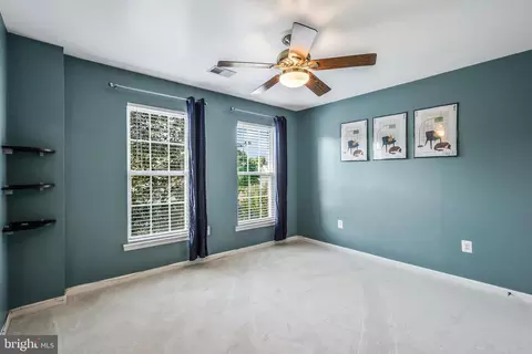 Bedroom - 7721 White Willow Ct, Springfield, VA 22153 photo 3 of 6