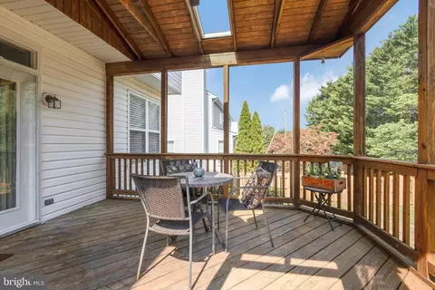 Exterior - 7721 White Willow Ct, Springfield, VA 22153 photo 4 of 7