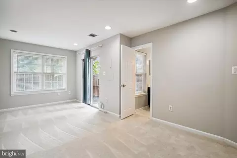 13125 Plotner Farm Rd, Herndon, VA 20171 photo 27