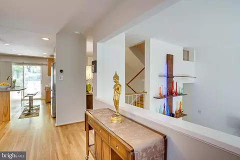 11558 Links Dr, Reston, VA 20190 photo 28