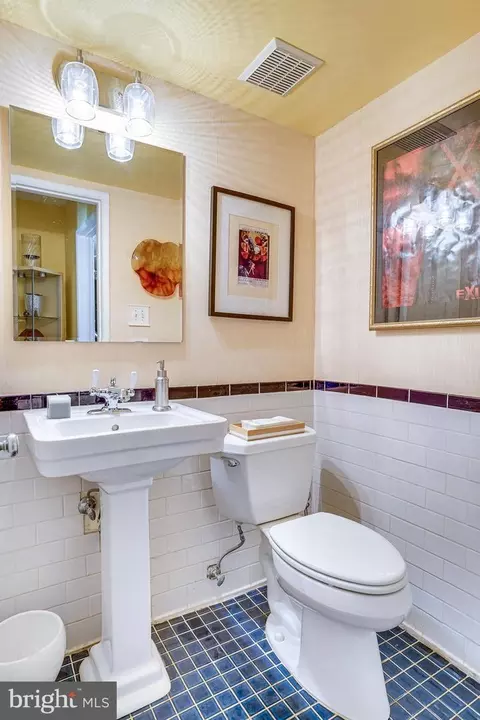 11558 Links Dr, Reston, VA 20190 photo 10