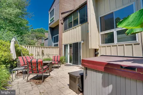 11558 Links Dr, Reston, VA 20190 photo 53
