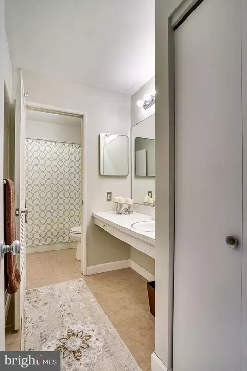 11558 Links Dr, Reston, VA 20190 photo 27