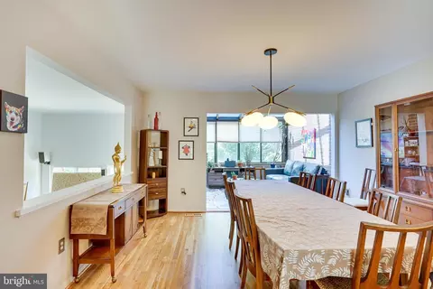 11558 Links Dr, Reston, VA 20190 photo 16