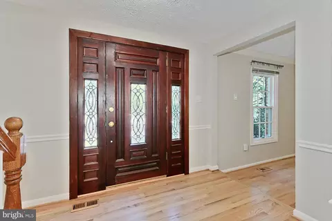 Entry Way - 11307 Taffrail Ct, Reston, VA 20191 photo 2 of 2