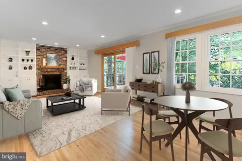 Living - 11307 Taffrail Ct, Reston, VA 20191 photo 2 of 10