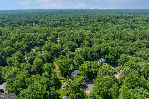 View/Area - 11307 Taffrail Ct, Reston, VA 20191 photo 2 of 10
