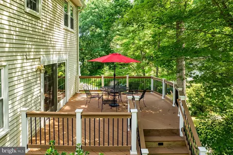 Exterior - 11307 Taffrail Ct, Reston, VA 20191 photo 12 of 18