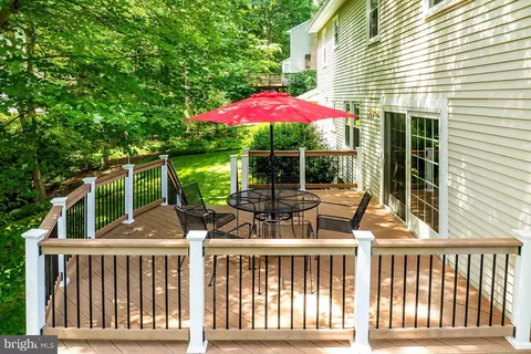 Exterior - 11307 Taffrail Ct, Reston, VA 20191 photo 13 of 18