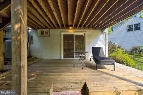 Exterior - 11307 Taffrail Ct, Reston, VA 20191 photo 11 of 18