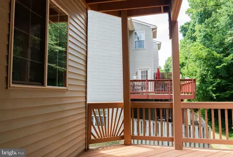 8437 Carmela Cir, Springfield, VA 22153 photo 37