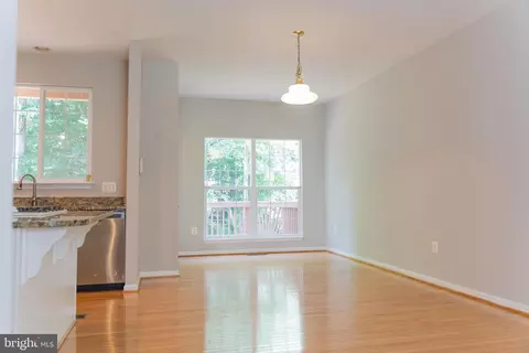 8437 Carmela Cir, Springfield, VA 22153 photo 38