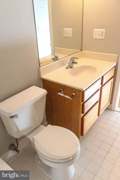 8437 Carmela Cir, Springfield, VA 22153 photo 61