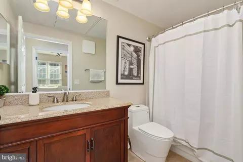 1570 Spring Gate Dr #7107, Mclean, VA 22102 photo 13