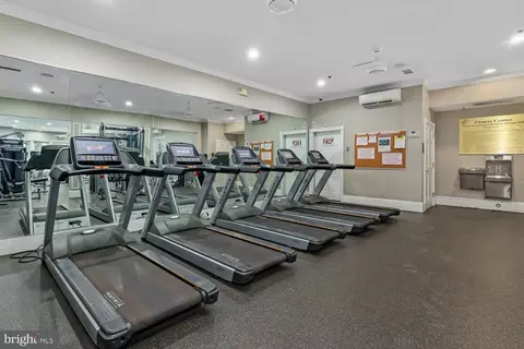 1570 Spring Gate Dr #7107, Mclean, VA 22102 photo 27