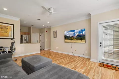 1570 Spring Gate Dr #7107, Mclean, VA 22102 photo 5