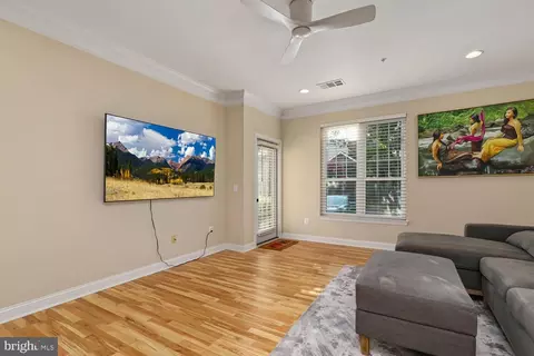 1570 Spring Gate Dr #7107, Mclean, VA 22102