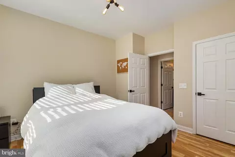 1570 Spring Gate Dr #7107, Mclean, VA 22102 photo 11