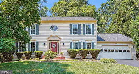 13847 Springstone Dr, Clifton, VA 20124