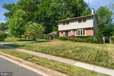 8617 Victoria Rd, Springfield, VA 22151 photo 3