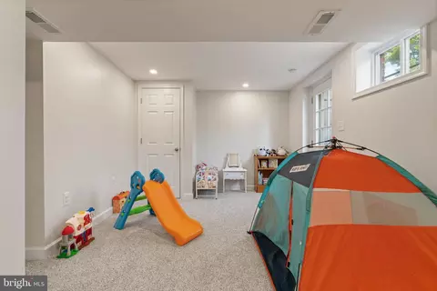 8617 Victoria Rd, Springfield, VA 22151 photo 37