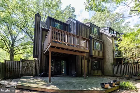 1512 Farsta Ct, Reston, VA 20190 photo 41