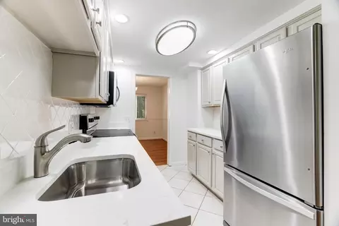 1512 Farsta Ct, Reston, VA 20190 photo 14