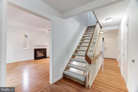 1512 Farsta Ct, Reston, VA 20190 photo 7