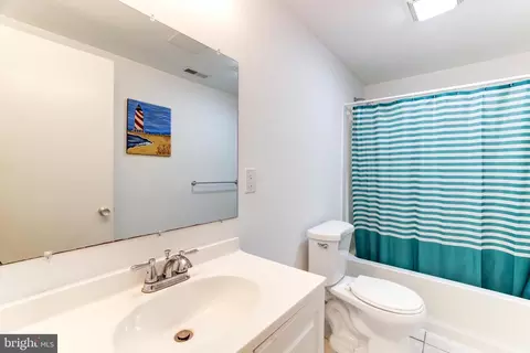 1512 Farsta Ct, Reston, VA 20190 photo 38