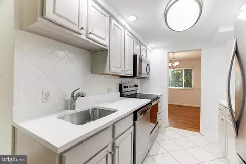 1512 Farsta Ct, Reston, VA 20190 photo 13