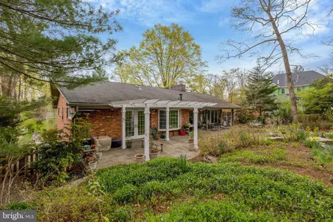 1504 Woodacre Dr, Mclean, VA 22101 photo 32