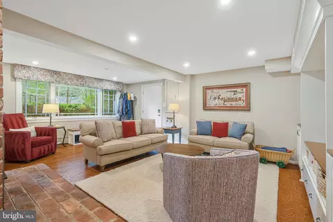 1504 Woodacre Dr, Mclean, VA 22101 photo 22