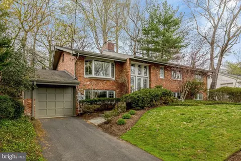 1504 Woodacre Dr, Mclean, VA 22101