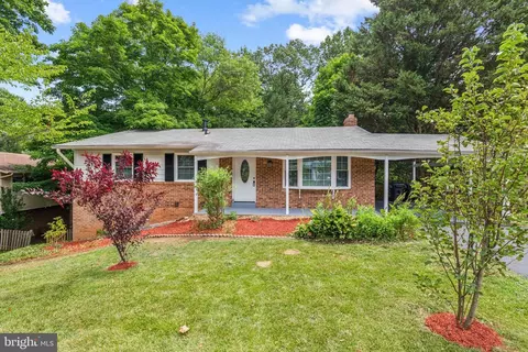 4752 Carterwood Dr, Fairfax, VA 22032