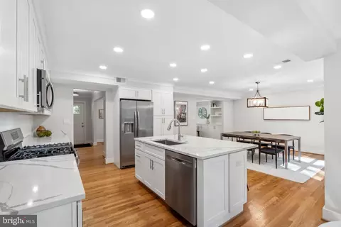 Kitchen - 1848 Foxstone Dr, Vienna, VA 22182 photo 2 of 3