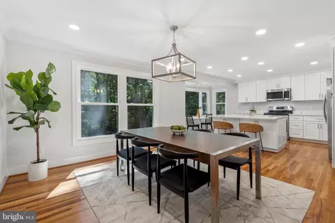 Dining - 1848 Foxstone Dr, Vienna, VA 22182 photo 3 of 3