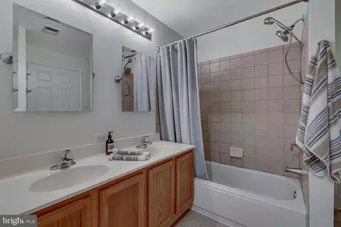 11400 Windleaf Ct #A, Reston, VA 20194 photo 29