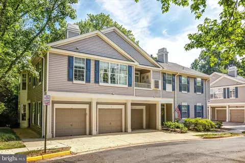 11400 Windleaf Ct #A, Reston, VA 20194 photo 2